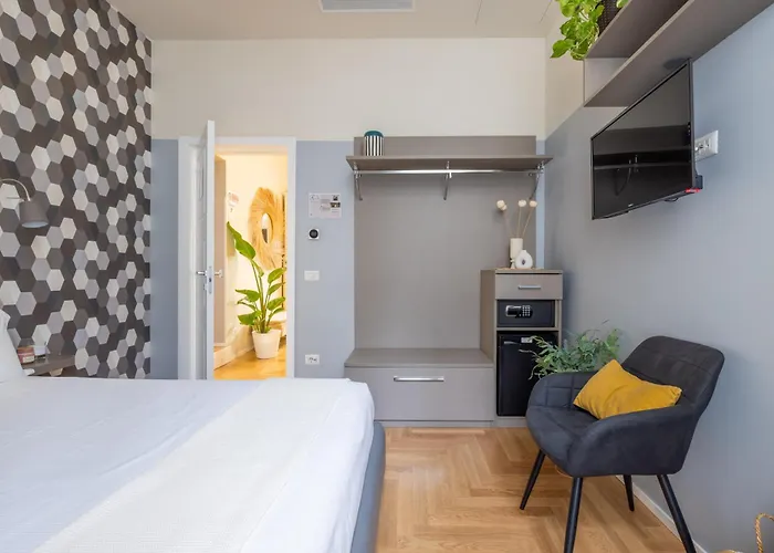 Suites Romae Rex